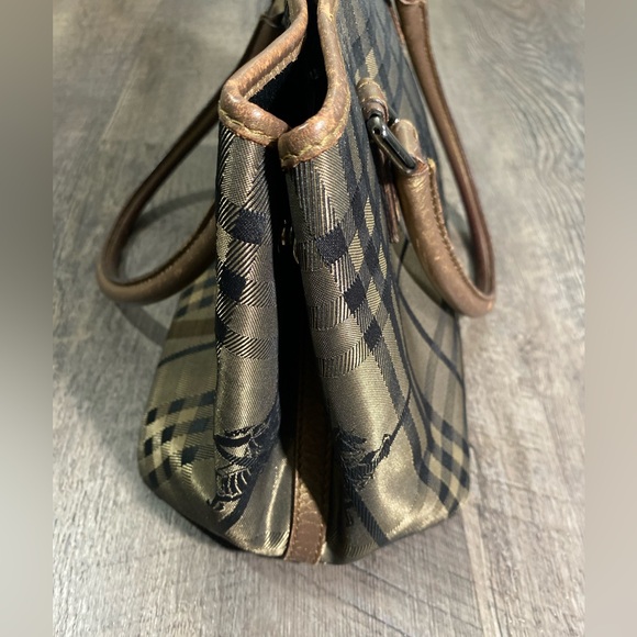 BURBERRY Nova Check Satchel - Picture 11 of 16